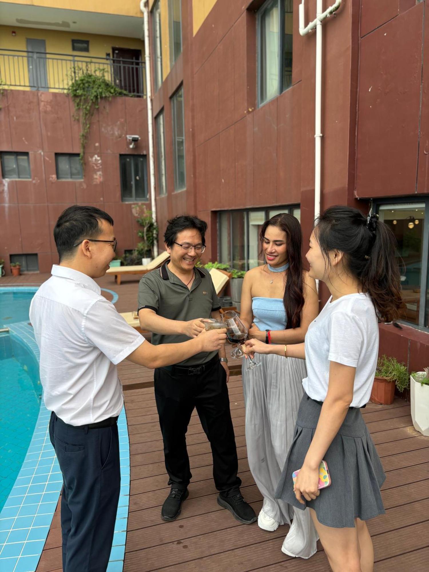 City Comfort Hotel Phnom Penh Airport Eksteriør bilde